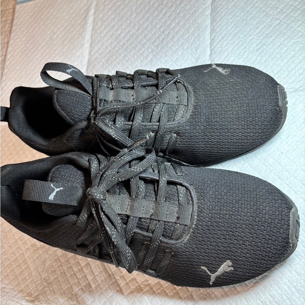 Puma Black Athletic Shoes with Breathable Mesh and Sleek Design
